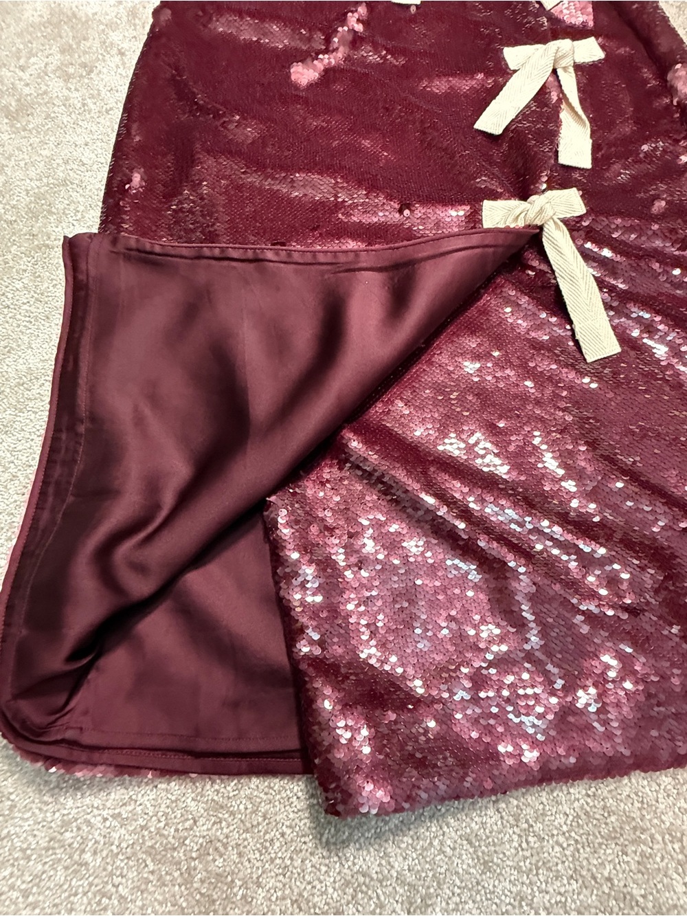 Ganni Burgundy Sequin Midi Skirt with Cream Bow Details | size 38 or US 6 | EUC - Picture 9 of 16